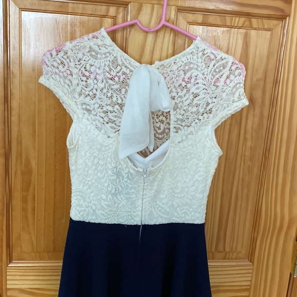 B.Darlin blue and cream dress - Picture 3 of 6